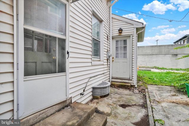 120 N BEAVER ST, York, PA 17401