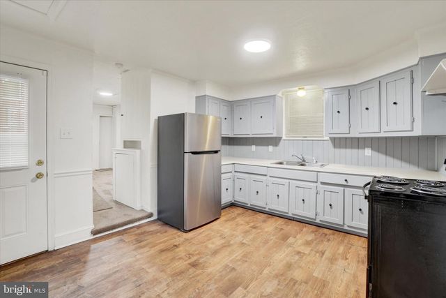 120 N BEAVER ST, York, PA 17401