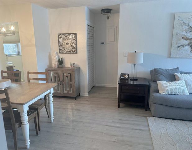 3930 Crystal Lake Drive 206, Deerfield Beach, FL 33064