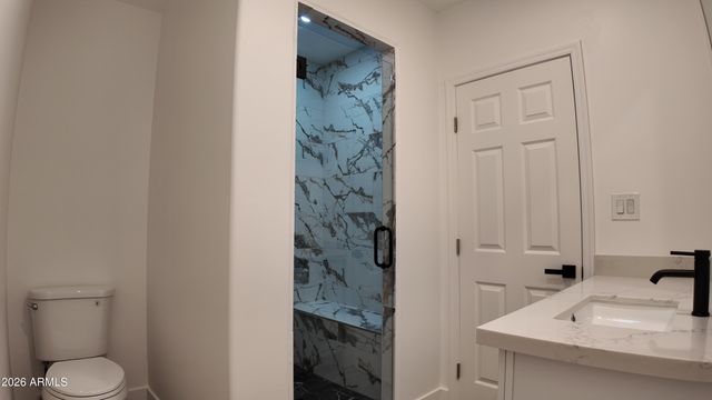 1109 W BROADWAY Road A, Phoenix, AZ 85041