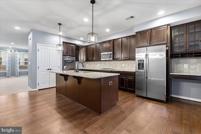 25294 GRAY POPLAR TER, Aldie, VA 20105