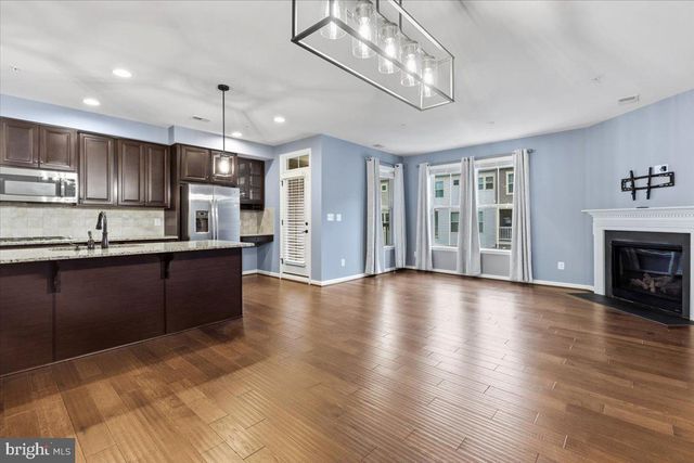 25294 GRAY POPLAR TER, Aldie, VA 20105