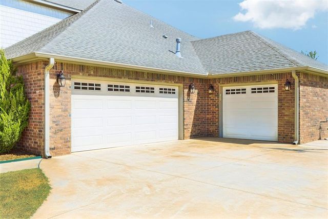 3113 Epora Drive, Norman, OK 73071