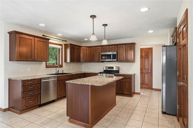 600 Ashton Ct, North Huntingdon, PA 15642
