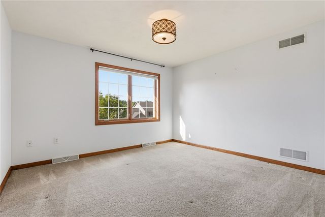 600 Ashton Ct, North Huntingdon, PA 15642
