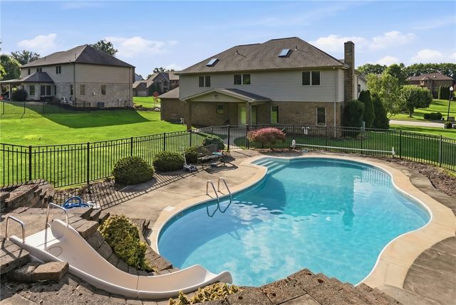 600 Ashton Ct, North Huntingdon, PA 15642