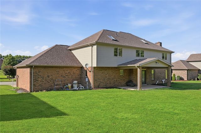 600 Ashton Ct, North Huntingdon, PA 15642
