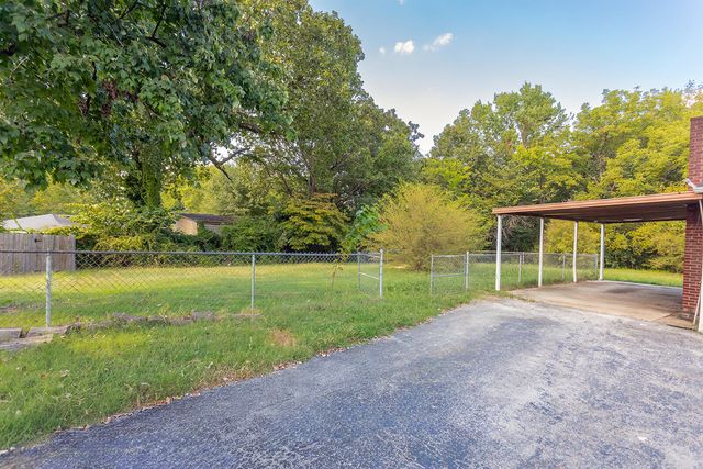 7708 Basswood Drive, Chattanooga, TN 37416
