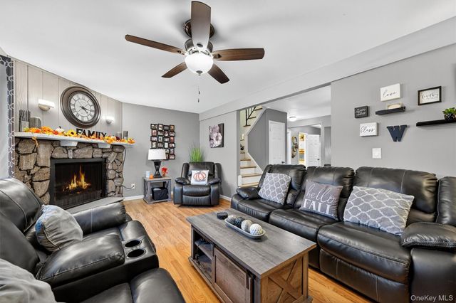 204 Country Club Drive, Maybrook, NY 12543