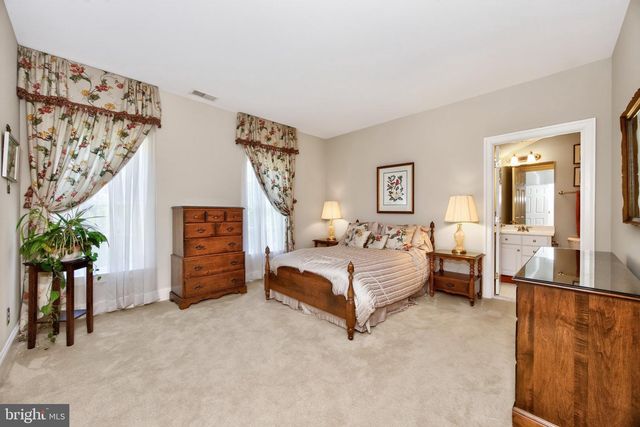 16 SCHOFIELD RD, Phoenixville, PA 19460
