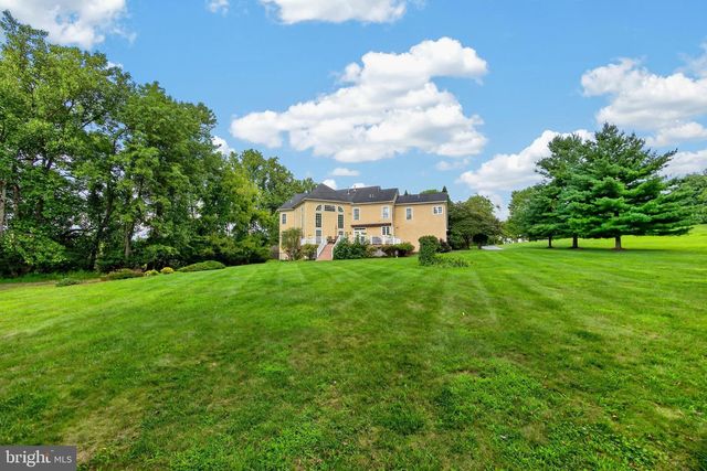 16 SCHOFIELD RD, Phoenixville, PA 19460