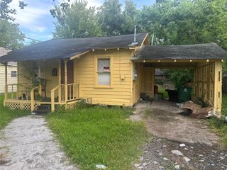 606 E 42nd Street, Houston, TX 77022