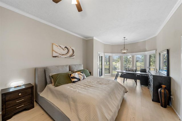 118 Hillsborough Drive W, Montgomery, TX 77356