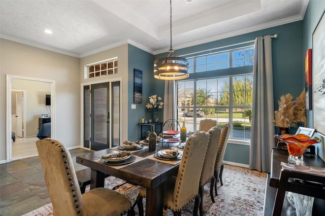 118 Hillsborough Drive W, Montgomery, TX 77356