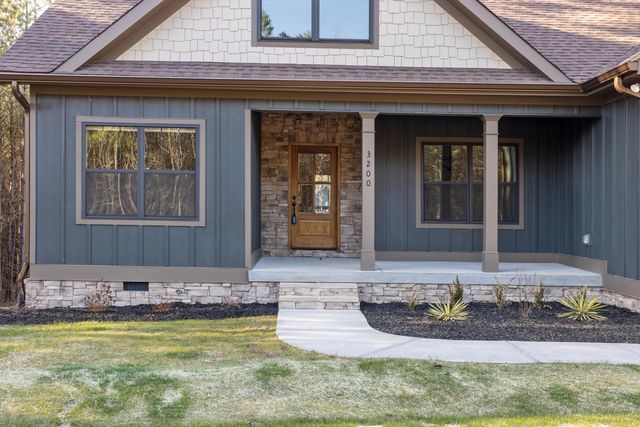 3200 Crockett Pointe, Jasper, TN 37347