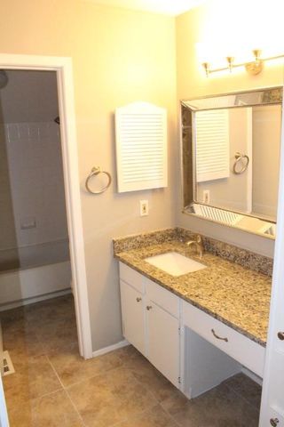 1604 Summer Creek CT A, Austin, TX 78704