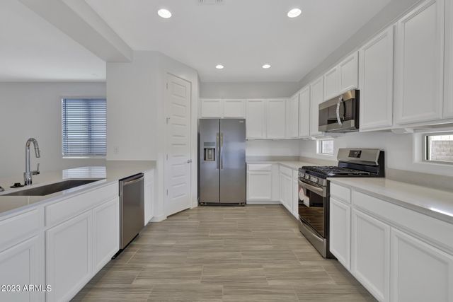 24534 N 166TH Avenue, Surprise, AZ 85387