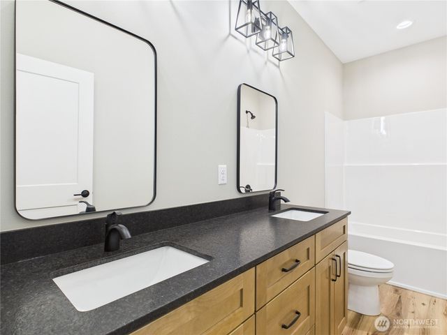 2460 Noah Street SE, East Wenatchee, WA 98802