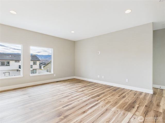 2460 Noah Street SE, East Wenatchee, WA 98802