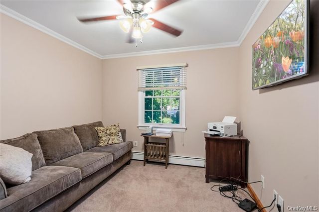 15-17 Park Woods Lane, Kings Park, NY 11754
