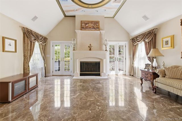 33 Greenbriar Drive, Chappaqua, NY 10514