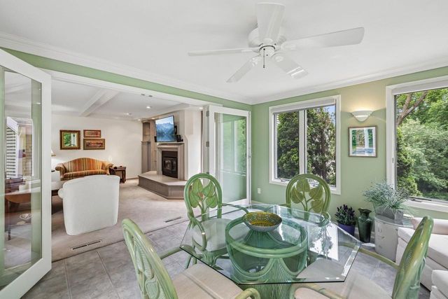 60 Oak Creek Trail, Madison, WI 53717