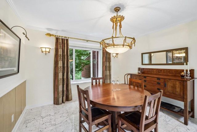 60 Oak Creek Trail, Madison, WI 53717