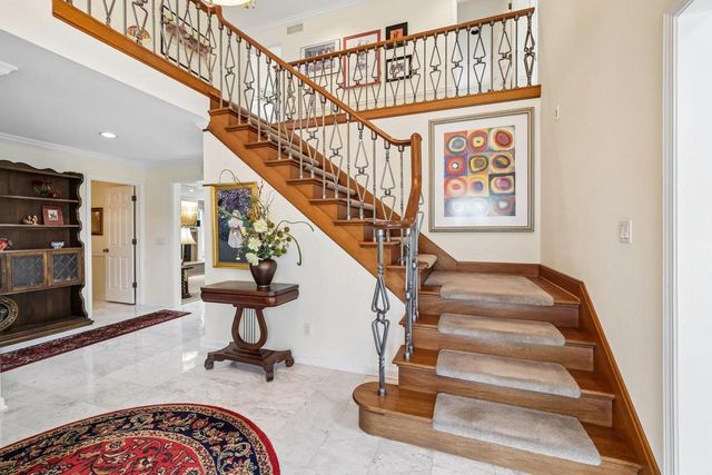 60 Oak Creek Trail, Madison, WI 53717