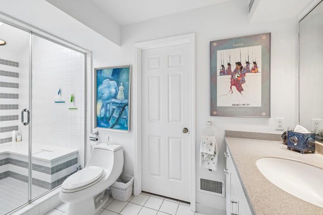 60 Oak Creek Trail, Madison, WI 53717