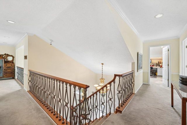 60 Oak Creek Trail, Madison, WI 53717