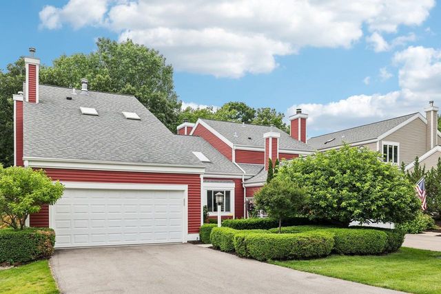 60 Oak Creek Trail, Madison, WI 53717