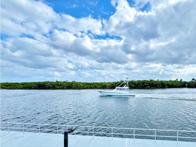 480 Horizons W 208, Boynton Beach, FL 33435