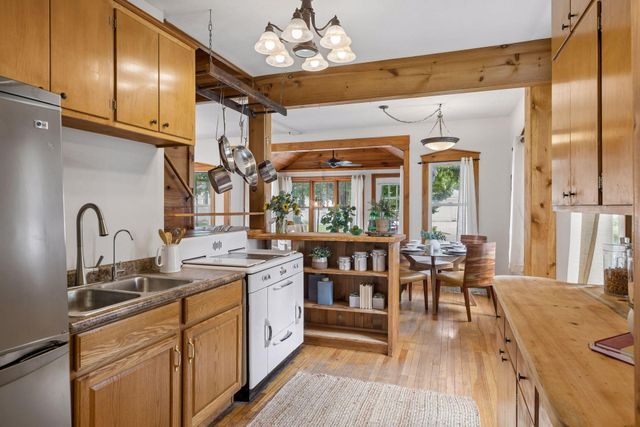 299 Sidney Street W, Saint Paul, MN 55107