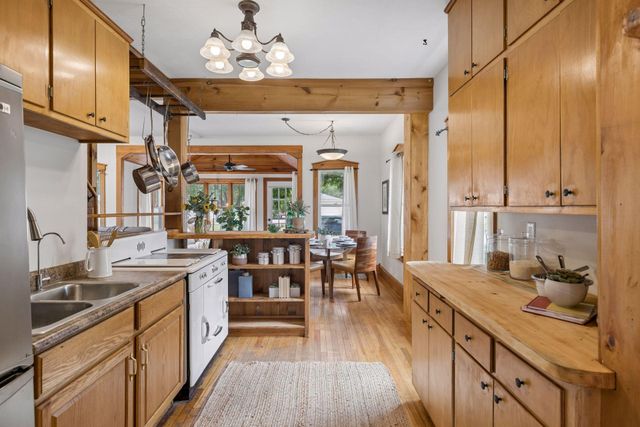299 Sidney Street W, Saint Paul, MN 55107