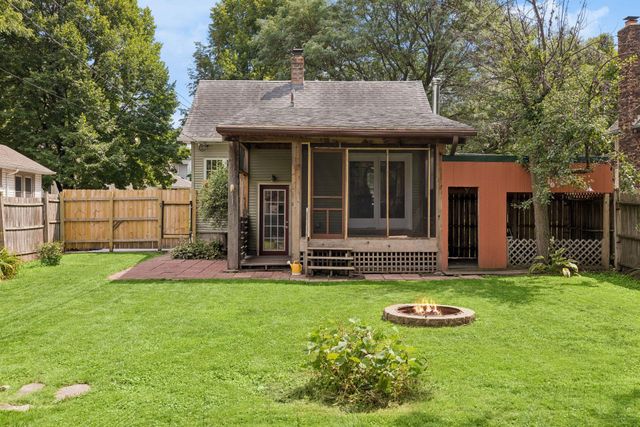 299 Sidney Street W, Saint Paul, MN 55107
