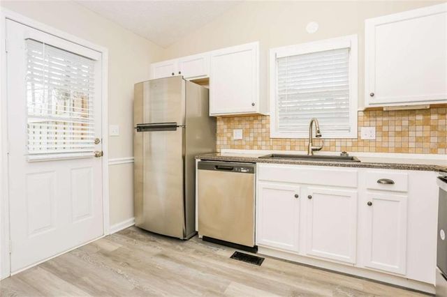 12 Dewey Drive, Adairsville, GA 30103