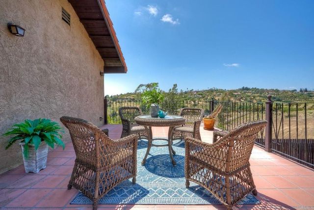 3149 Old Post Rd, Fallbrook, CA 92028