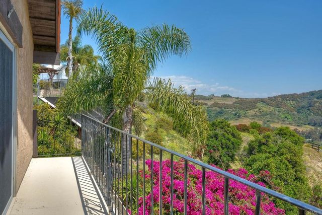 3149 Old Post Rd, Fallbrook, CA 92028