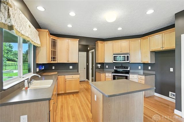 4212 Seema Drive, Dayton, OH 45440