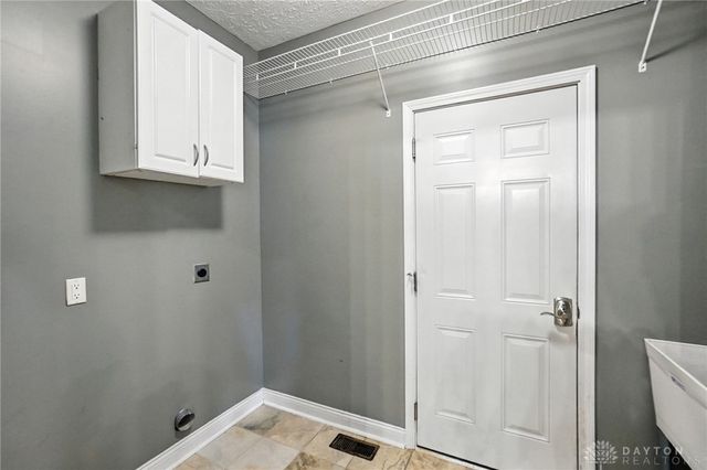 4212 Seema Drive, Dayton, OH 45440