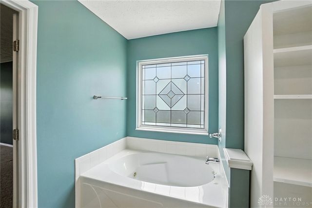 4212 Seema Drive, Dayton, OH 45440