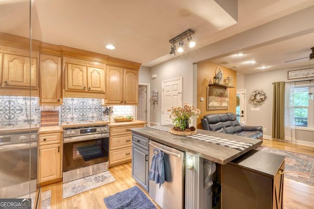 152 Lonesome Pine Trail, Blairsville, GA 30512