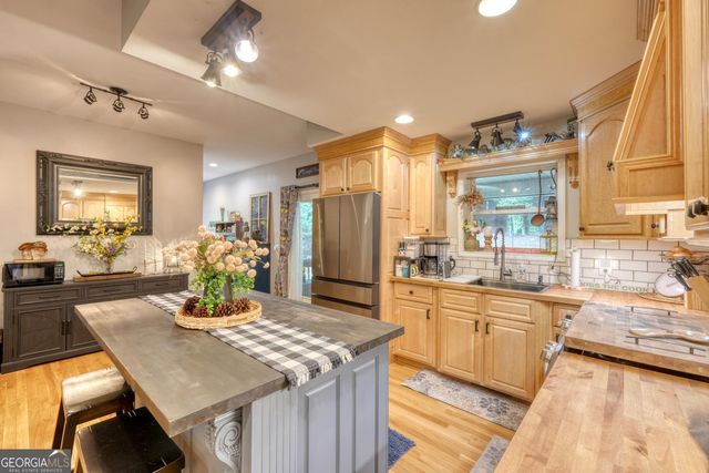 152 Lonesome Pine Trail, Blairsville, GA 30512