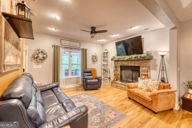 152 Lonesome Pine Trail, Blairsville, GA 30512