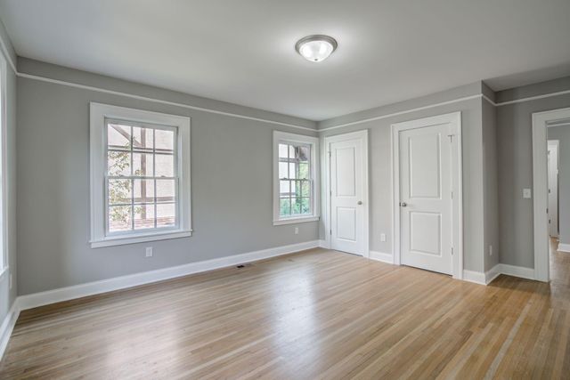 2056 Summit Avenue, Saint Paul, MN 55105