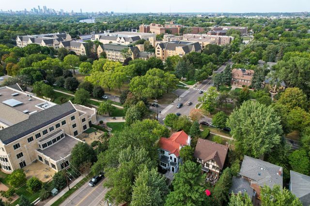 2056 Summit Avenue, Saint Paul, MN 55105