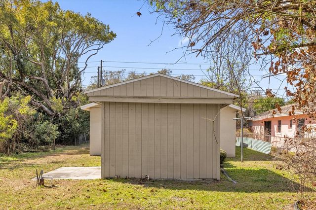 1079 N LAKEWOOD AVENUE, Ocoee, FL 34761