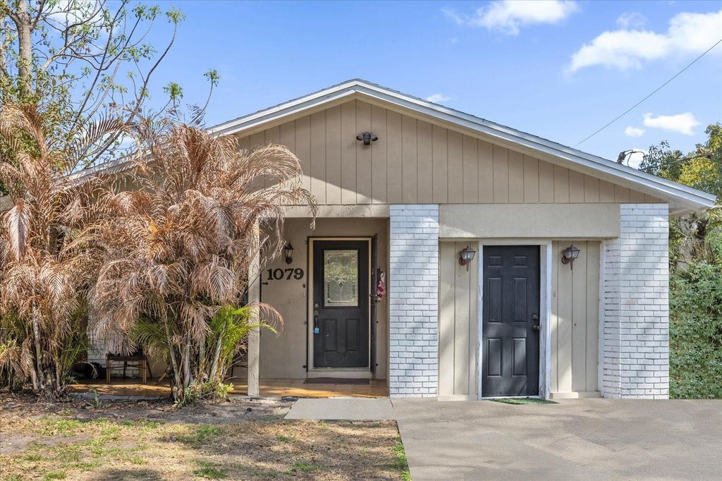 Image 1 of property listing at 1079 N LAKEWOOD AVENUE, Ocoee, FL 34761