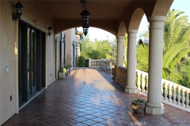 1445 Edgecliff, Pasadena, CA 91107