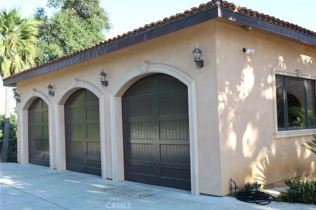 1445 Edgecliff, Pasadena, CA 91107
